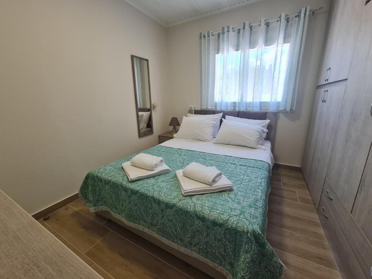 Stella'S Garden Villa Palaiontsiflikion Ngoại thất bức ảnh